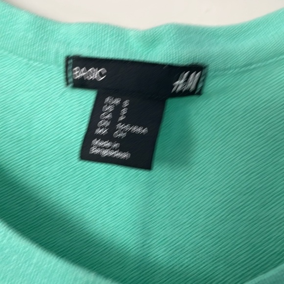 3 for $25! H&M‎ mint 3/4 sleeve button down cardigan, size small - Picture 2 of 3
